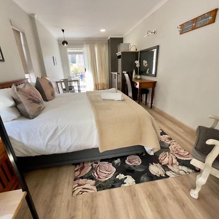 Meander Stay Кларенс Екстер'єр фото